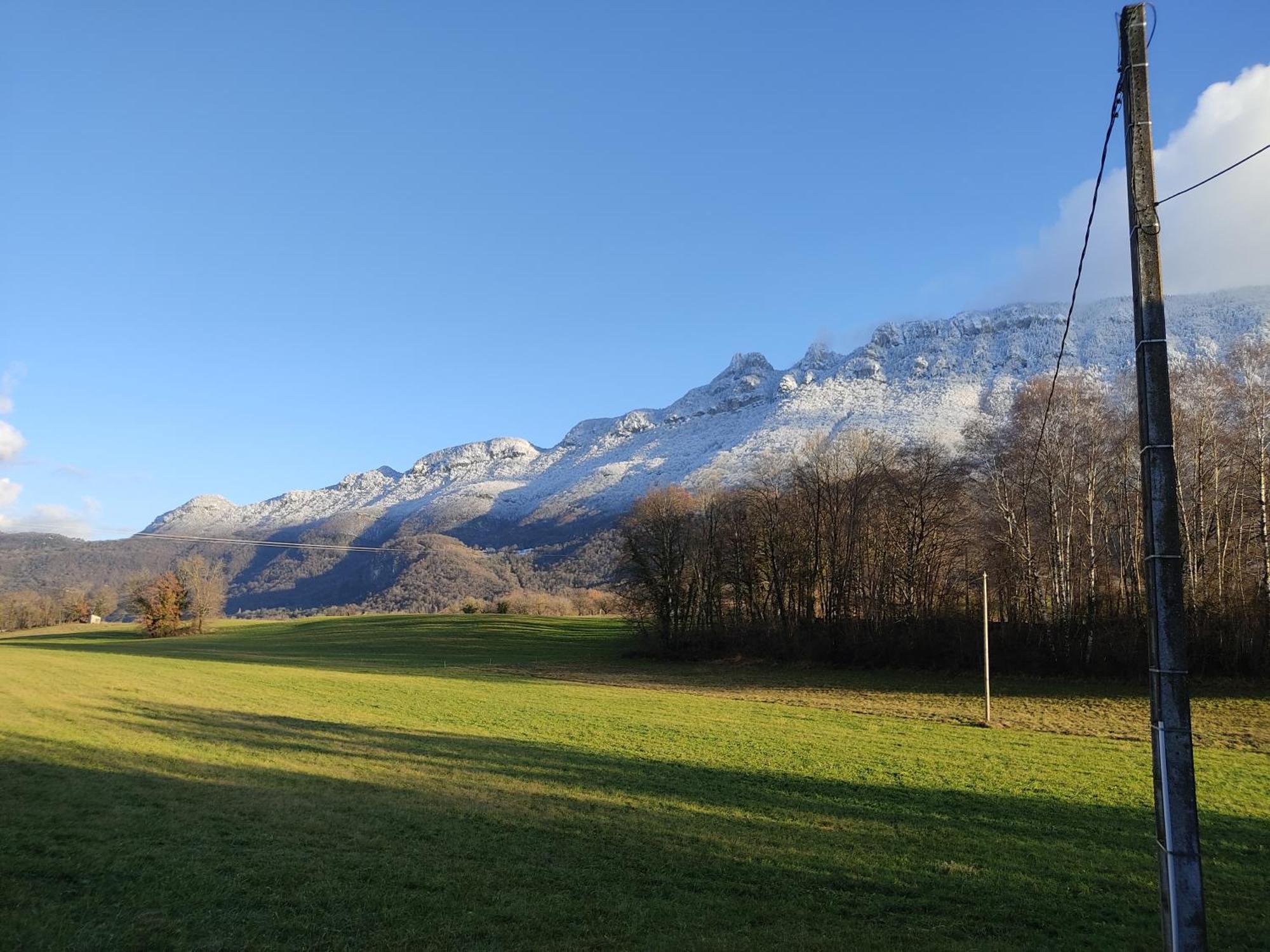 La Chambre Savoyarde Chez Les Garcons Saint-Paul-sur-Yenne Exteriér fotografie